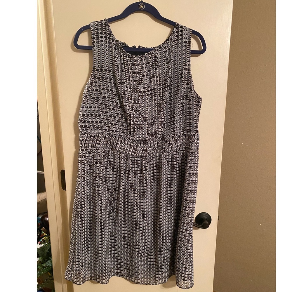 Pattered dress